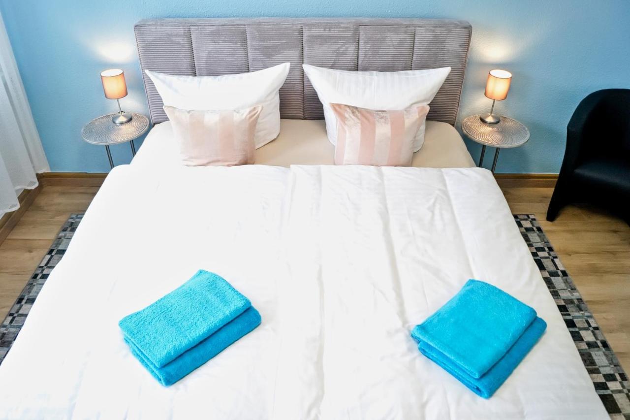 Die Ideale Wohnung โซลิงเงน ภายนอก รูปภาพ