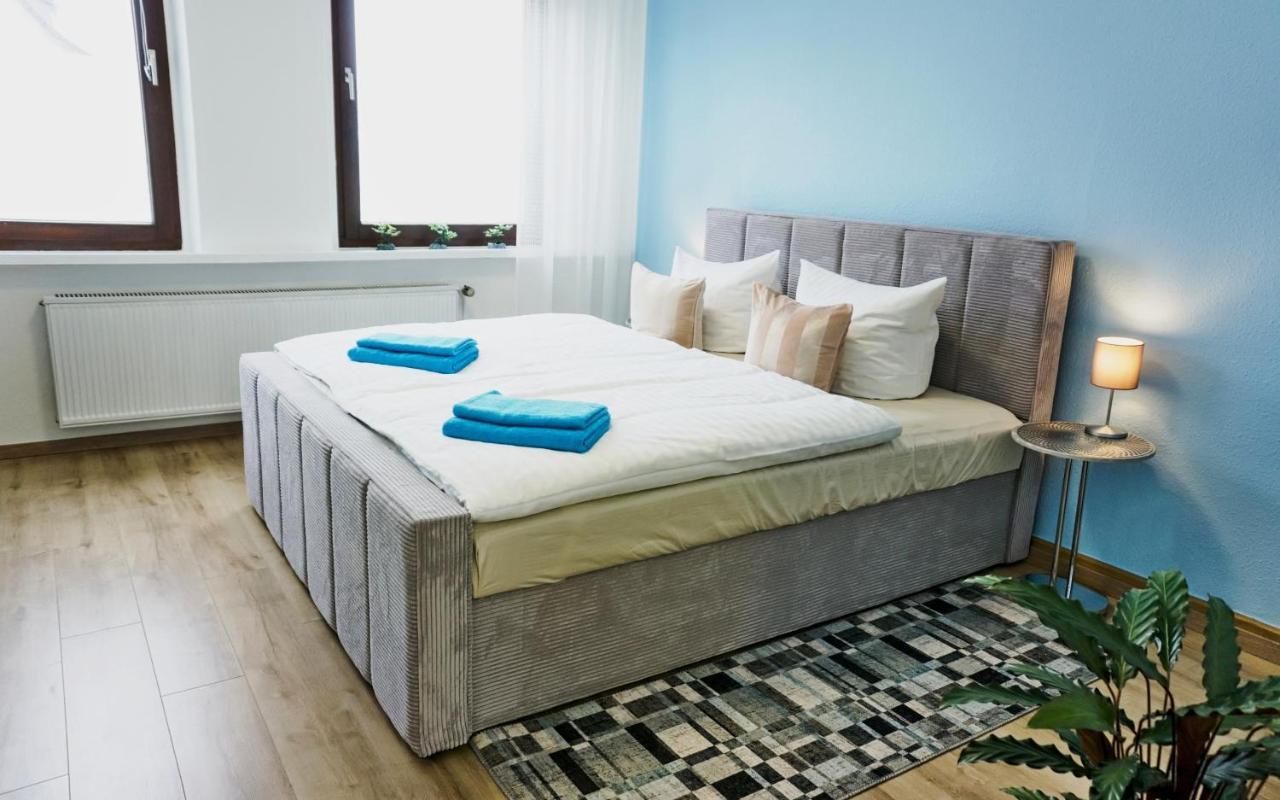 Die Ideale Wohnung โซลิงเงน ภายนอก รูปภาพ