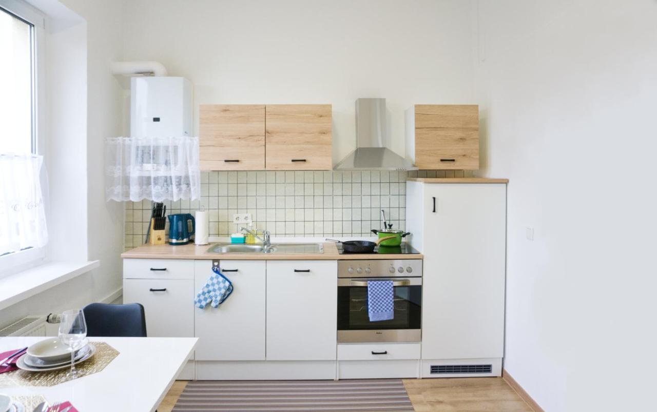 Die Ideale Wohnung โซลิงเงน ภายนอก รูปภาพ